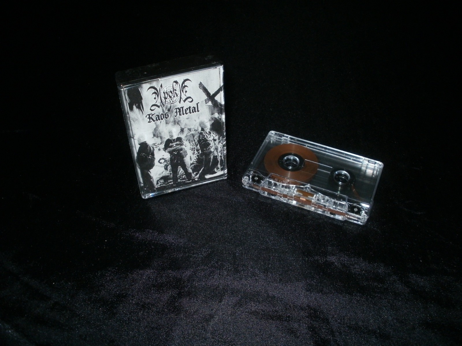 APOKA - Kaos Metal Tape