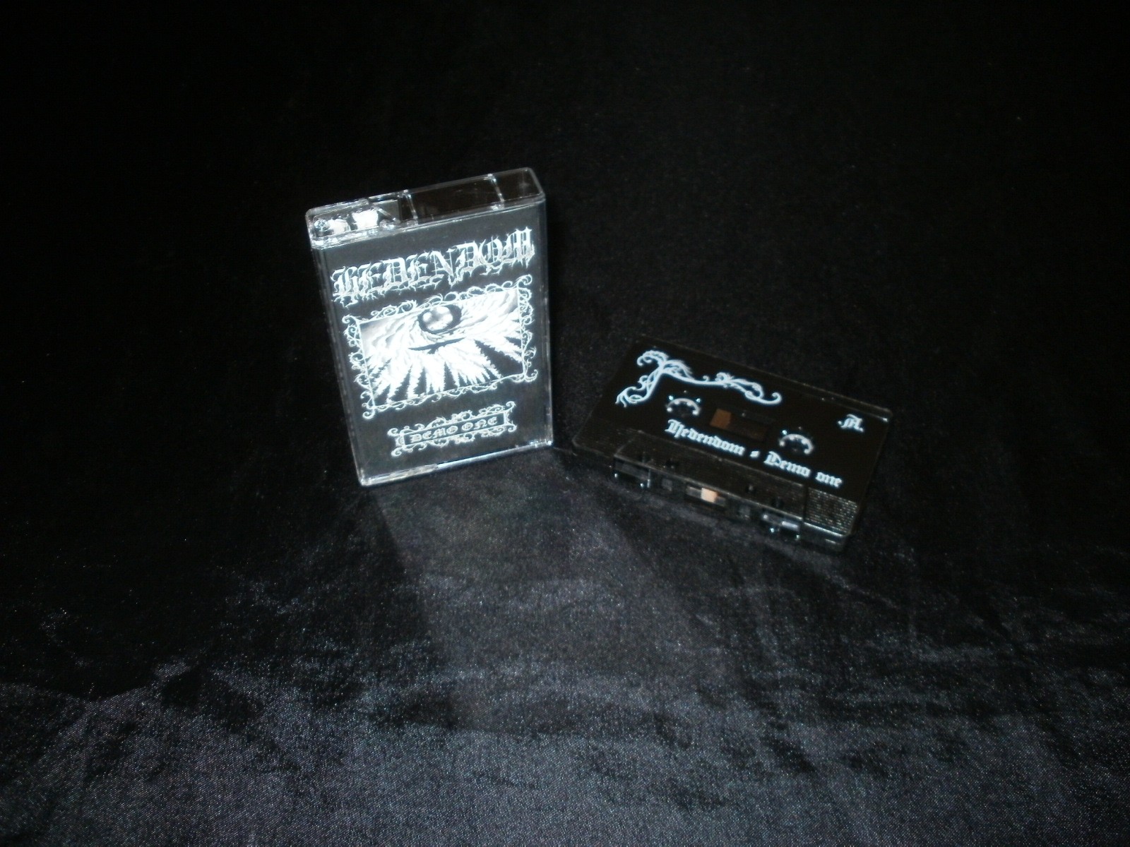 HEDENDOM - Demo 1 Pro - Tape